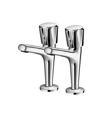 Hồ bơi, nhà bếp, bồn rửa, bồn tắm, nhà bếp